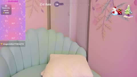 Snapshot of sweetgirl4u_ chatting on 12/15/24, 04:48 MIA  online show from 12/15/24, 04:48