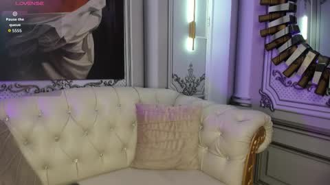 Snapshot of sweetgirl4u_ chatting on 09/09/25, 10:37 MIA  online show from 09/09/25, 10:37