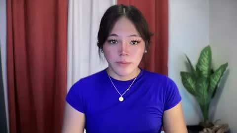 Snapshot of sweetgirl_ayesha chatting on 10/29/25, 01:24 Ayesha online show from 10/29/25, 01:24