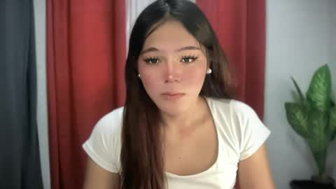 Snapshot of sweetgirl_ayesha chatting on 11/03/25, 12:35 Ayesha online show from 11/03/25, 12:35