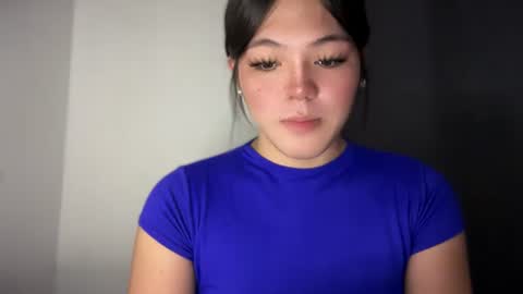 Snapshot of sweetgirl_ayesha chatting on 11/15/25, 01:25 Ayesha online show from 11/15/25, 01:25