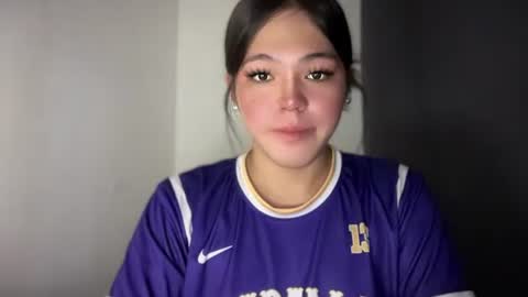 Snapshot of sweetgirl_ayesha chatting on 11/16/25, 02:39 Ayesha online show from 11/16/25, 02:39