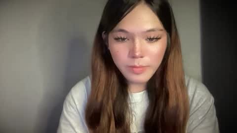 Snapshot of sweetgirl_ayesha chatting on 12/14/25, 03:39 Ayesha online show from 12/14/25, 03:39