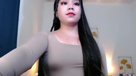 Snapshot of sweetgirl_mayxx chatting on 01/09/26, 05:21 May online show from 01/09/26, 05:21