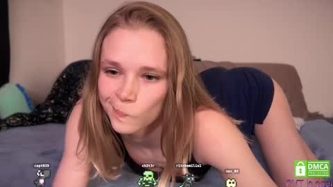 Snapshot of sweetgracee chatting on 09/11/25, 02:11 sweetgracee online show from 09/11/25, 02:11