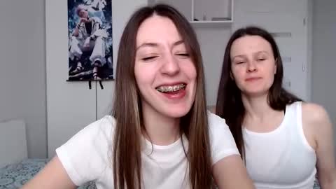 Snapshot of sweetheart_77 chatting on 03/11/25, 10:18 Emma  online show from 03/11/25, 10:18