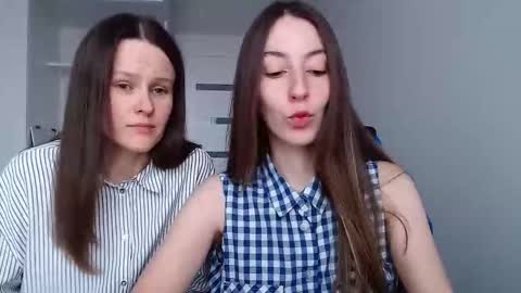 Emma  online show from 11/29/25, 11:02