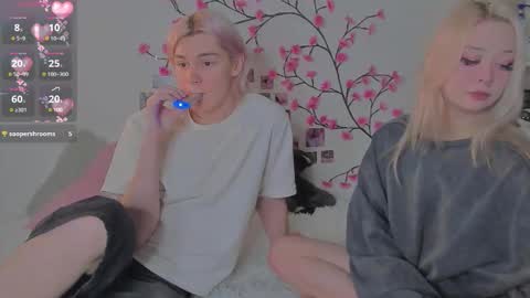 sweethearts_friends online show from 03/10/26, 06:29