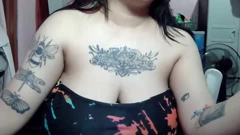 Snapshot of sweethotkisha chatting on 10/06/25, 02:31 sweethotkisha online show from 10/06/25, 02:31