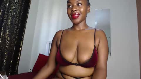 Snapshot of sweetice_01 chatting on 02/02/26, 07:07 euny online show from 02/02/26, 07:07