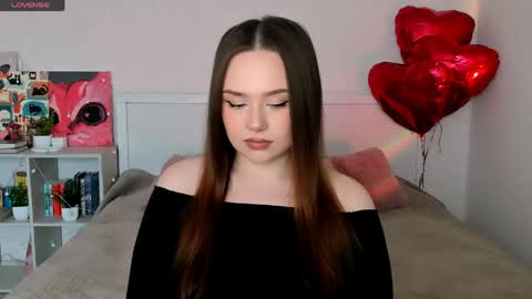 Snapshot of sweetie_candy_ chatting on 06/11/26, 02:37 Hannah online show from 06/11/26, 02:37