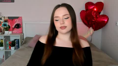 Snapshot of sweetie_candy_ chatting on 06/13/26, 02:48 Hannah online show from 06/13/26, 02:48