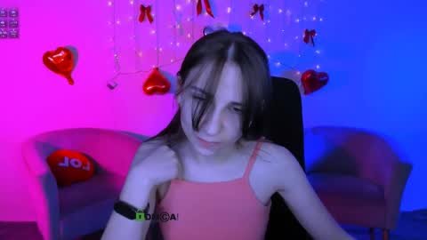 Snapshot of sweetie_chloe_ chatting on 04/23/26, 12:29 Chloe online show from 04/23/26, 12:29
