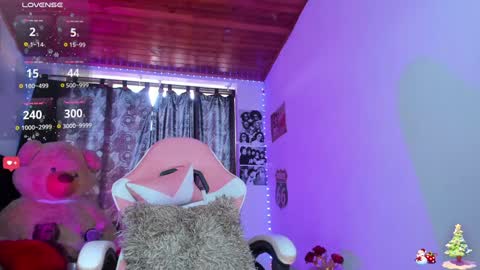 Snapshot of sweetie_lena_ chatting on 01/09/25, 01:13 online show from 01/09/25, 01:13