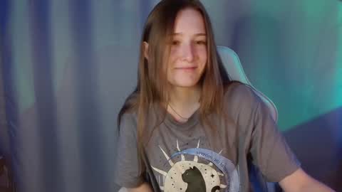 Snapshot of sweetie_lover chatting on 01/11/25, 08:32 Annie online show from 01/11/25, 08:32