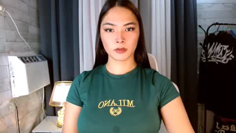 sweetiefox1 online show from 11/07/25, 03:06