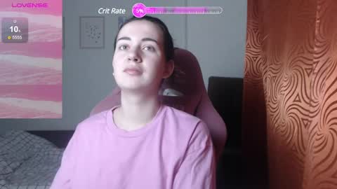 Snapshot of sweetiekendl chatting on 02/27/25, 11:37 Kendl online show from 02/27/25, 11:37