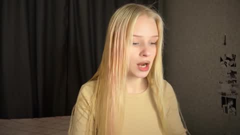 sweetie Lisa3 online show from 01/02/25, 03:58