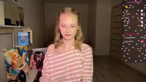 sweetie Lisa3 online show from 10/19/25, 03:56