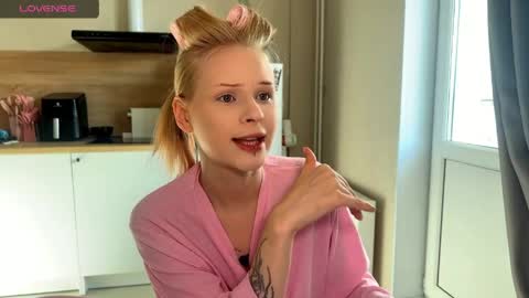 sweetie Lisa3 online show from 05/25/26, 05:02