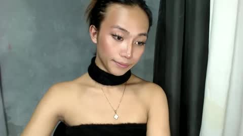 Snapshot of sweetiie_caren chatting on 02/19/25, 03:39 CAREN online show from 02/19/25, 03:39