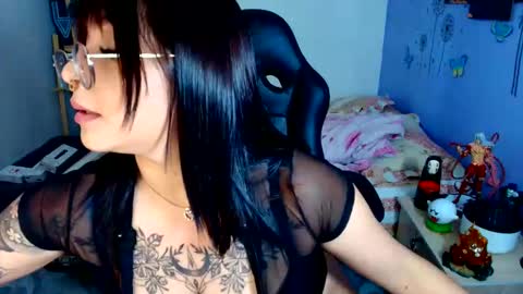 Isabella online show from 11/29/25, 02:58