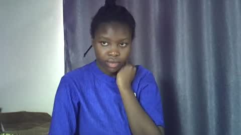Snapshot of sweetkirrie chatting on 07/06/26, 02:14 sweetkirrie online show from 07/06/26, 02:14