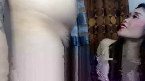 Snapshot of sweetkylecum chatting on 02/18/25, 03:43 sweetkylecum online show from 02/18/25, 03:43