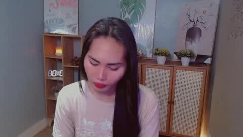   online show from 03/12/25, 11:01