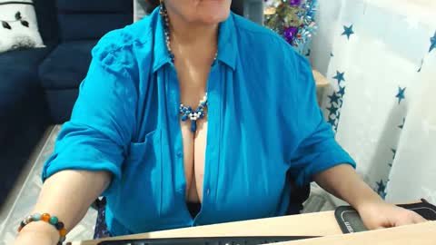 Snapshot of sweetladyrebeka chatting on 01/20/25, 02:25 Rebeka online show from 01/20/25, 02:25