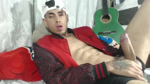 Camilo online show from 02/24/25, 10:36