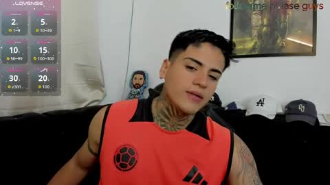 SWEETLATINBOY  online show from 04/01/26, 11:33