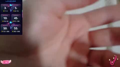 Snapshot of sweetledyselin chatting on 10/16/25, 08:15 SweetLedySelin online show from 10/16/25, 08:15