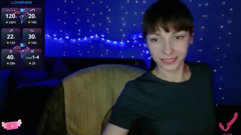 Snapshot of sweetledyselin chatting on 11/10/25, 09:03 SweetLedySelin online show from 11/10/25, 09:03