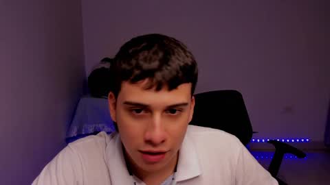 Snapshot of sweetlian_04 chatting on 12/09/24, 05:51 Lian online show from 12/09/24, 05:51