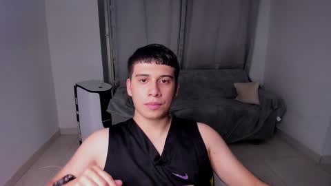 Lian online show from 02/09/25, 03:32