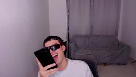 Snapshot of sweetlian_04 chatting on 03/02/25, 06:16 Lian online show from 03/02/25, 06:16