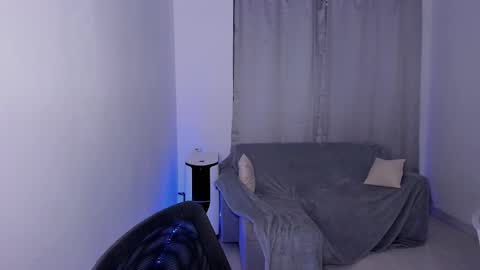 Snapshot of sweetlian_04 chatting on 03/09/25, 04:27 Lian online show from 03/09/25, 04:27