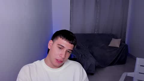 Snapshot of sweetlian_04 chatting on 03/09/25, 07:34 Lian online show from 03/09/25, 07:34