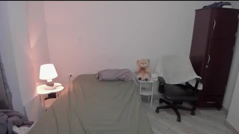 Lian online show from 03/22/26, 12:14