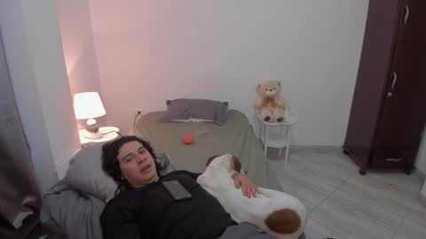 Lian online show from 03/25/26, 01:22