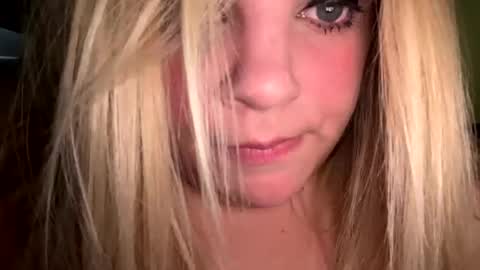 Lisa  online show from 11/06/25, 12:28