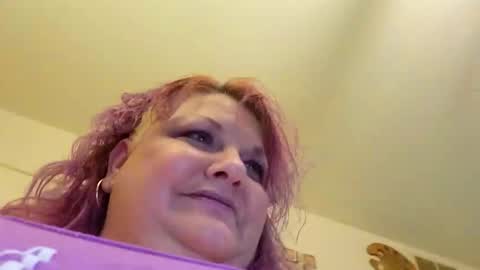 Snapshot of sweetlolajean chatting on 12/17/24, 10:22 sweetlolajean online show from 12/17/24, 10:22