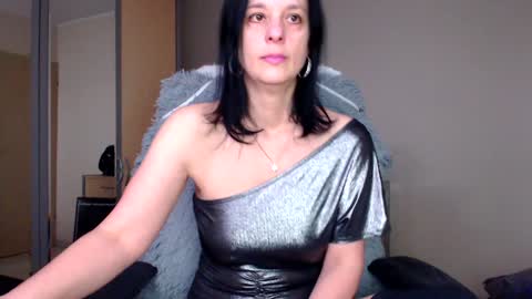JenJenny online show from 01/11/25, 09:04