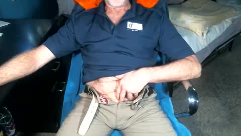 Snapshot of sweetman4a chatting on 06/08/26, 01:22 Michael online show from 06/08/26, 01:22