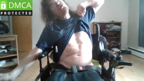 Snapshot of sweetman4u75 chatting on 04/03/26, 03:32 Sweet Man online show from 04/03/26, 03:32
