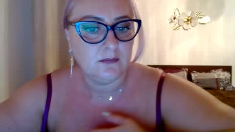 Snapshot of sweetmayacutie chatting on 07/16/26, 09:48 sweetmaya online show from 07/16/26, 09:48