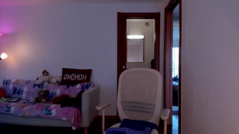 Mila online show from 03/14/26, 12:54