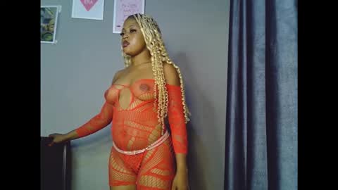 sweetmila9 online show from 02/20/26, 05:48