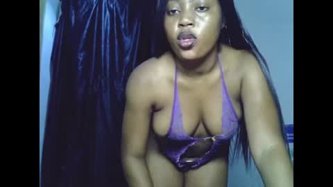 Snapshot of sweetmila9 chatting on 07/21/26, 07:00 sweetmila9 online show from 07/21/26, 07:00